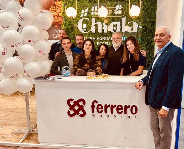 FAZI 25 COPERTINA_ferrero mangimi